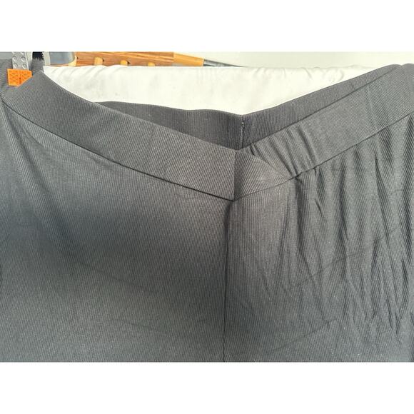 Eytino Plus Size Leggings for Women Elastic High WaistedCrossover Flare Size 5X - Picture 3 of 5